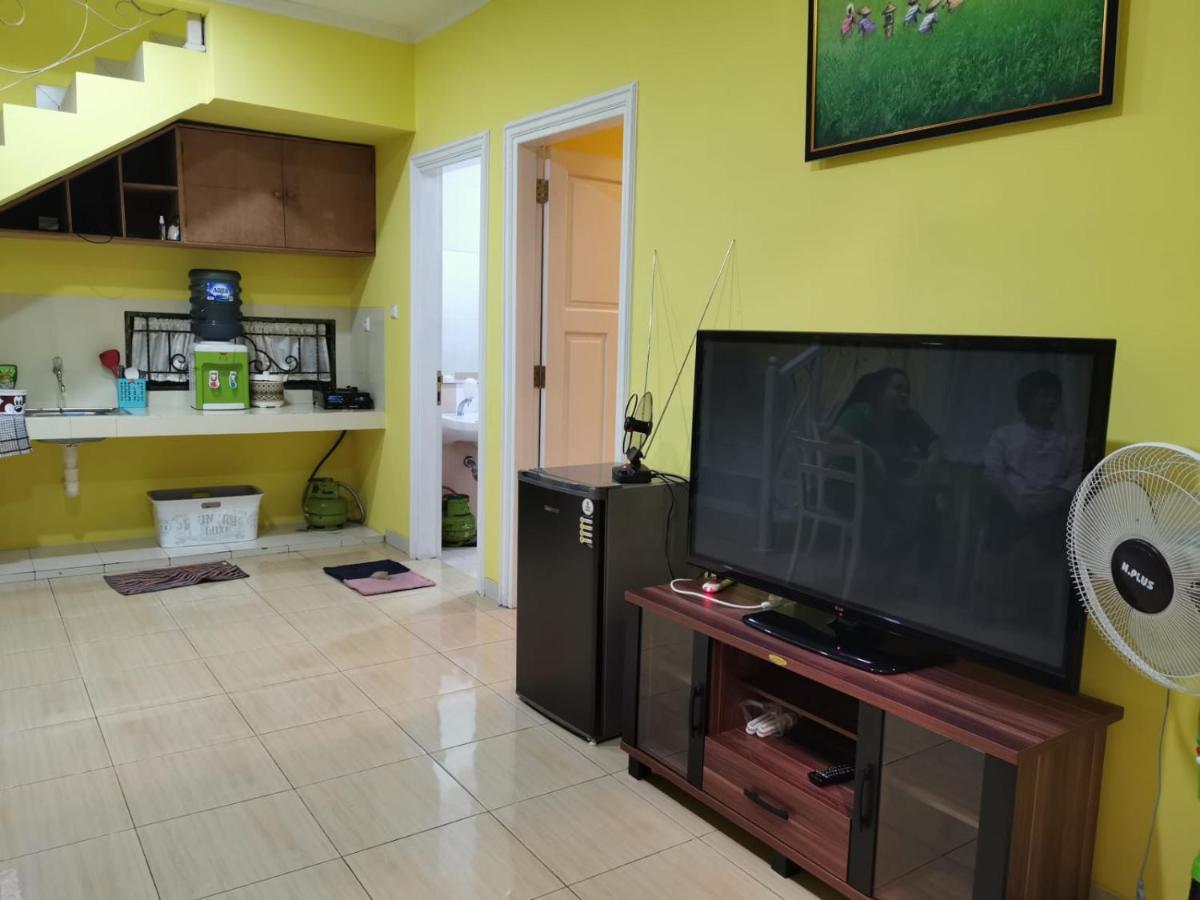 Villa Wubao Kota Bunga 3 Kamar Harga Budget Cinengangirang Eksteriør bilde